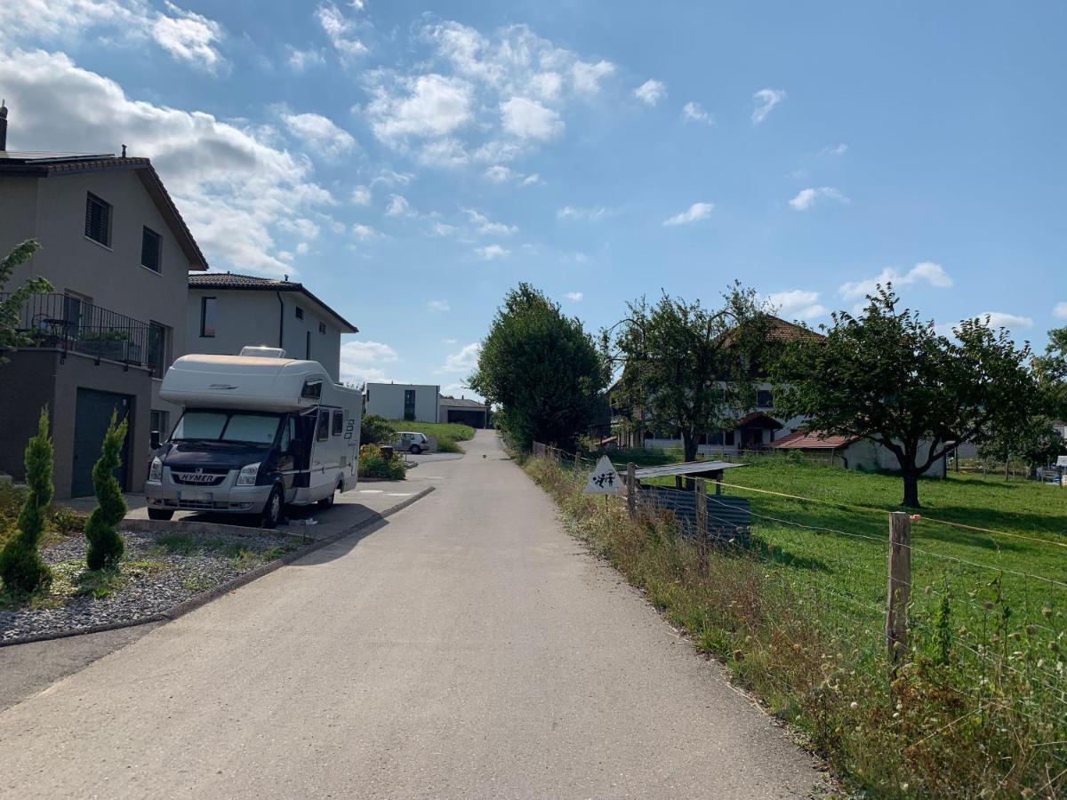 C&C Motorhome/Rv/Caravan/Van Park La Sonnaz Exterior foto